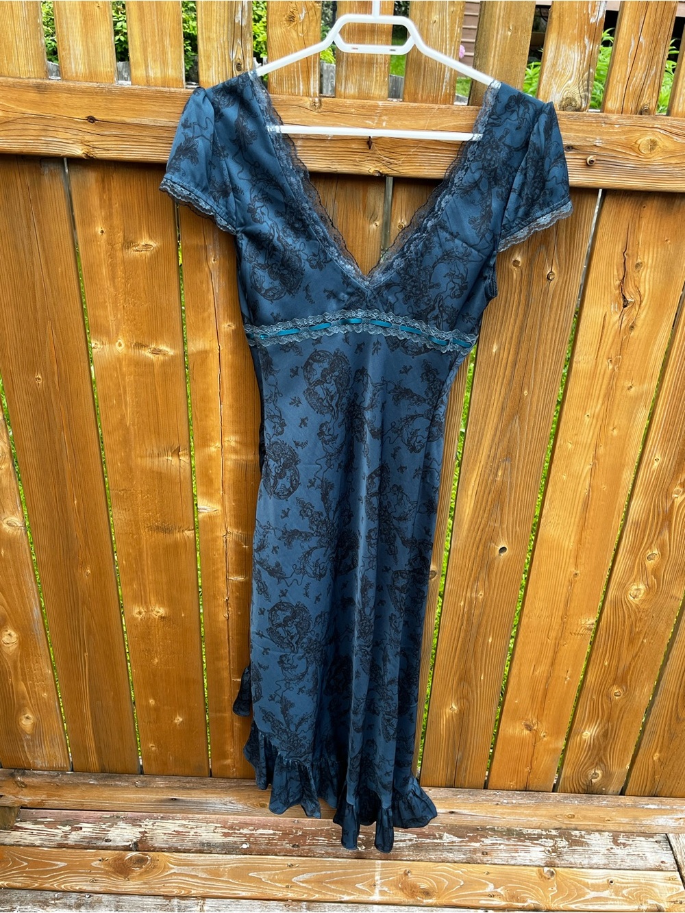 Kimchiblue Lace-Trim Maxi Dress - Picture 5 of 9